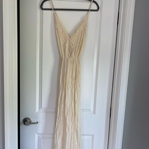 Cream/off white maxi dress.